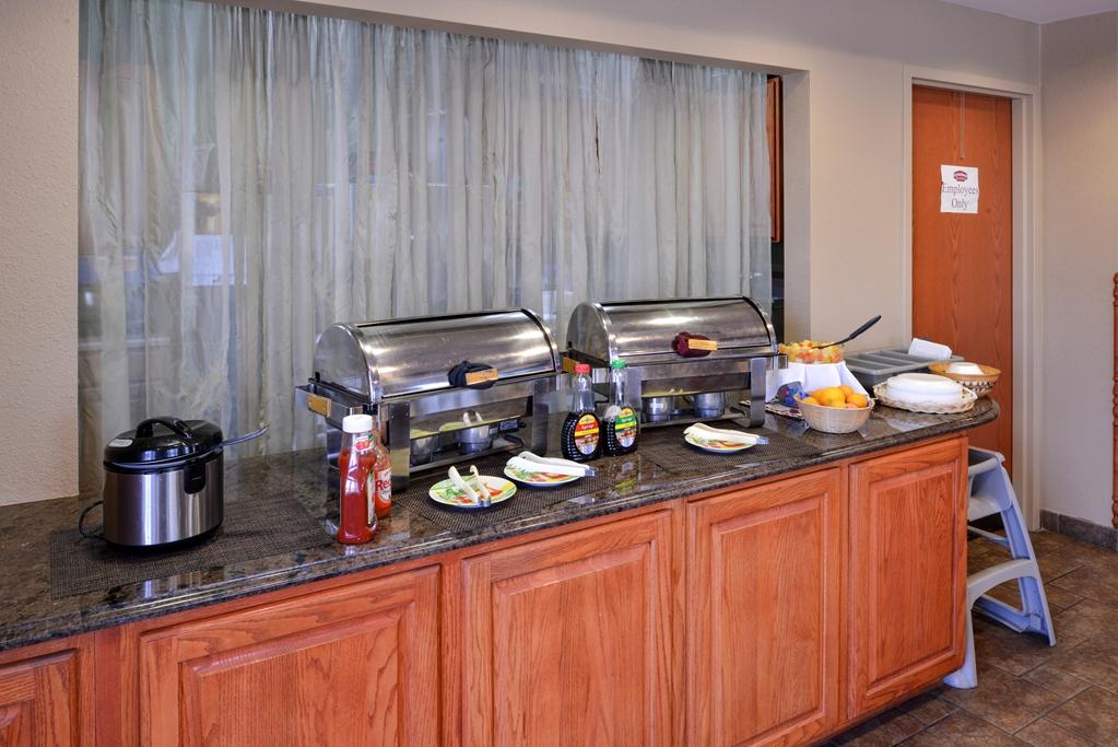 Country Hearth Inn & Suites Edwardsville Bekvämligheter bild