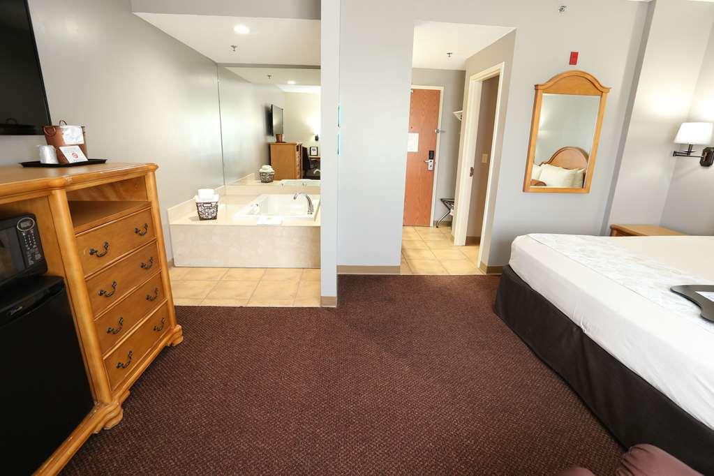 Country Hearth Inn & Suites Edwardsville Rum bild