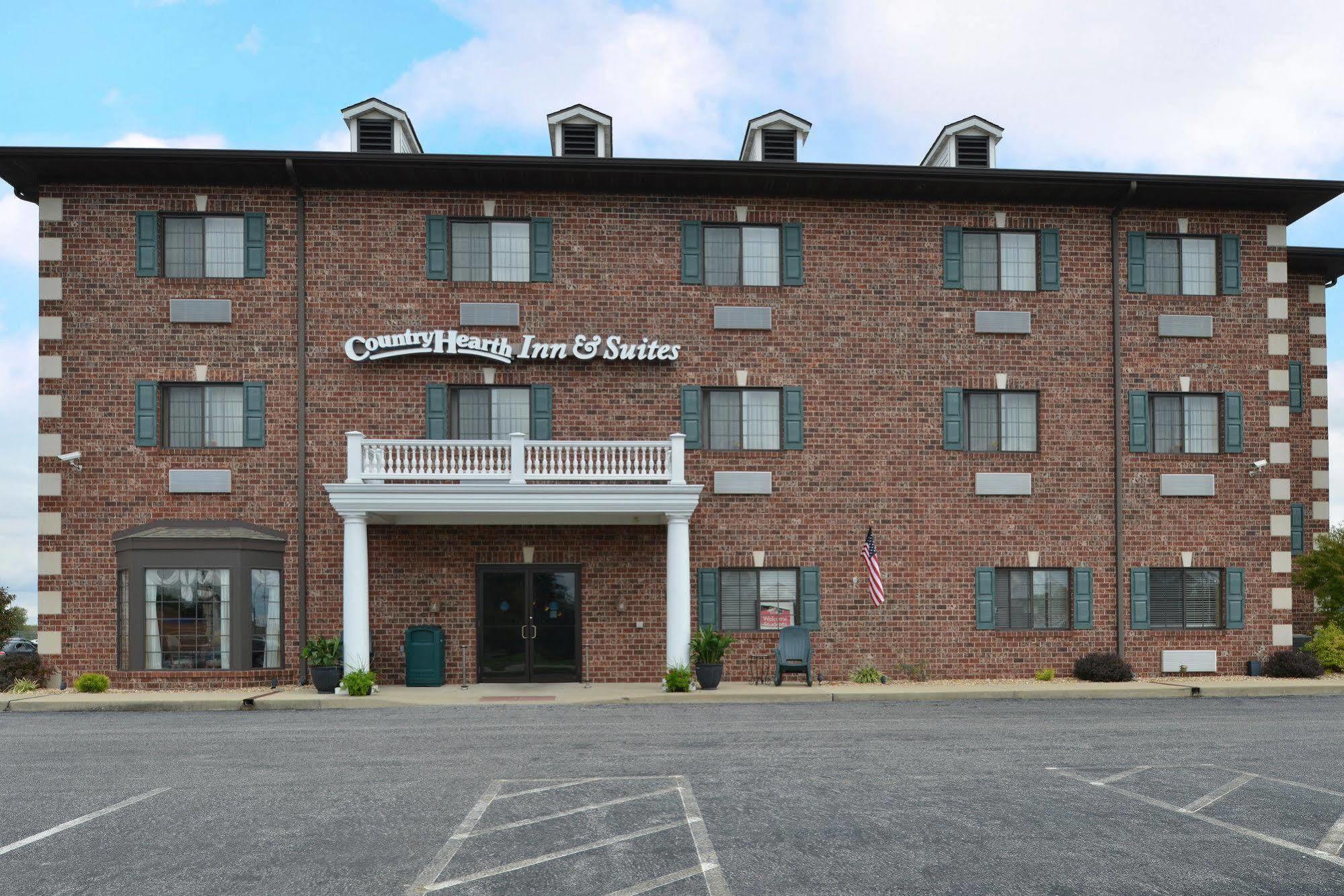 Country Hearth Inn & Suites Edwardsville Exteriör bild