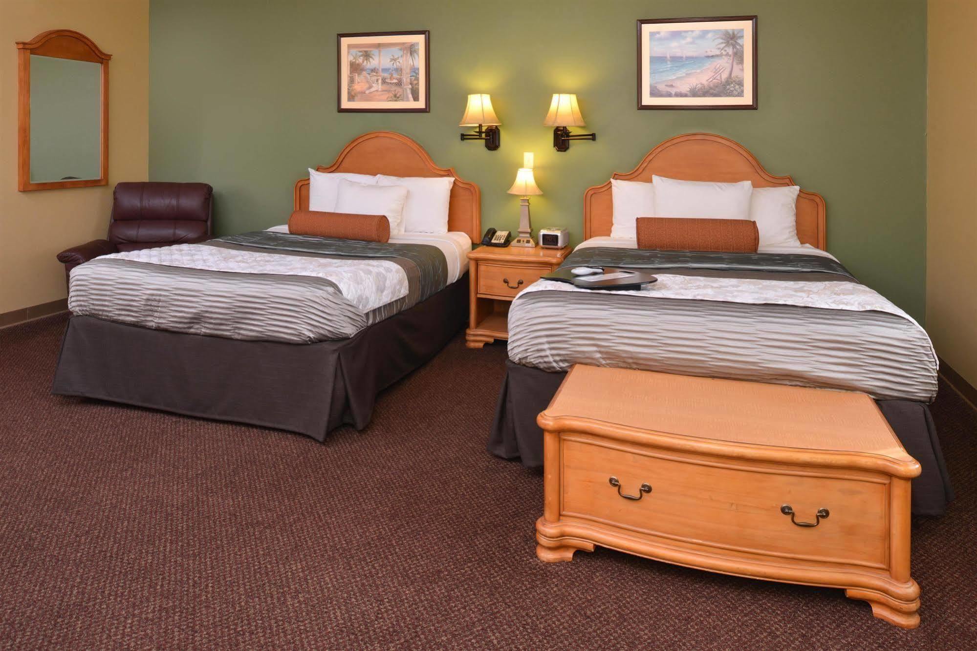 Country Hearth Inn & Suites Edwardsville Exteriör bild